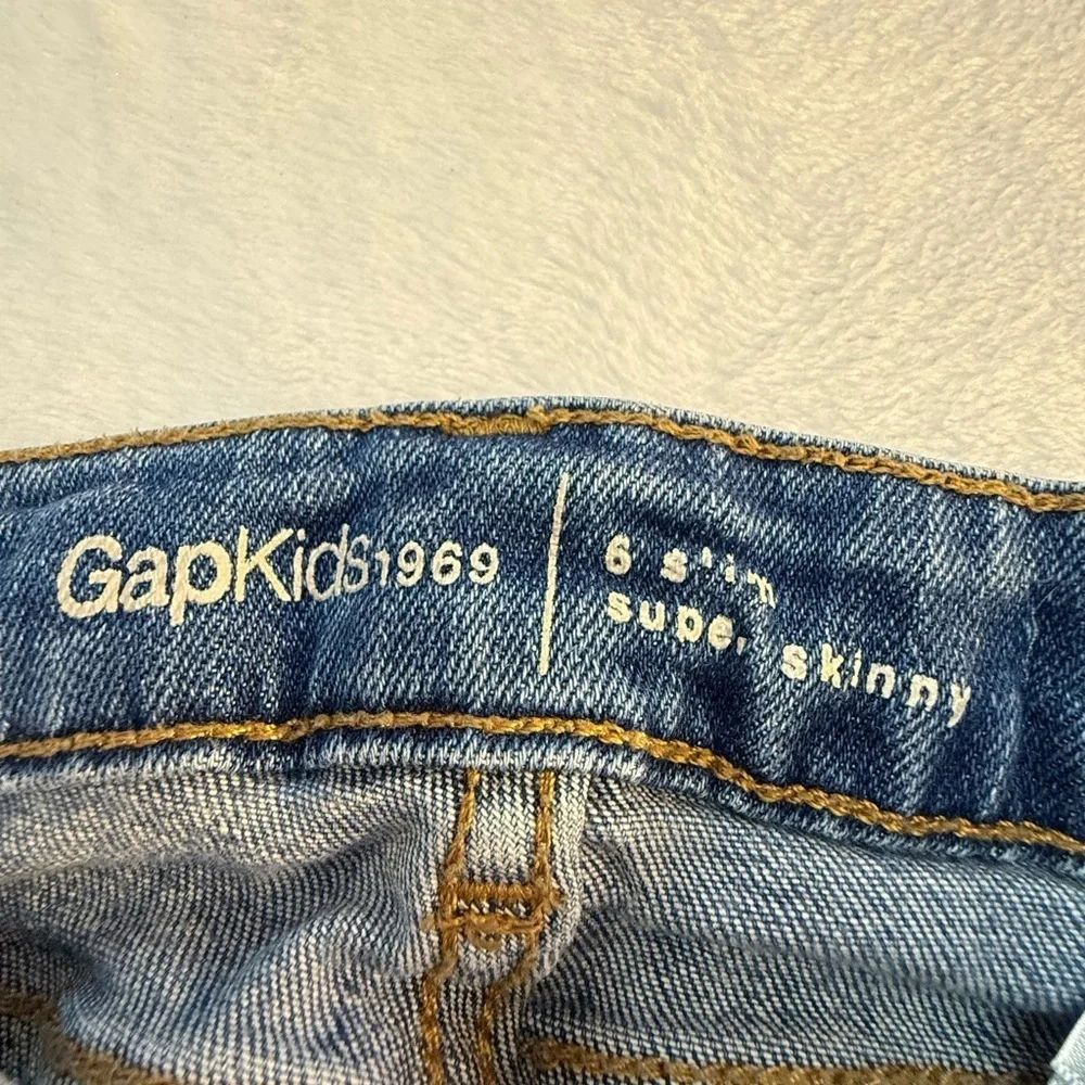 GAP distressing skinny